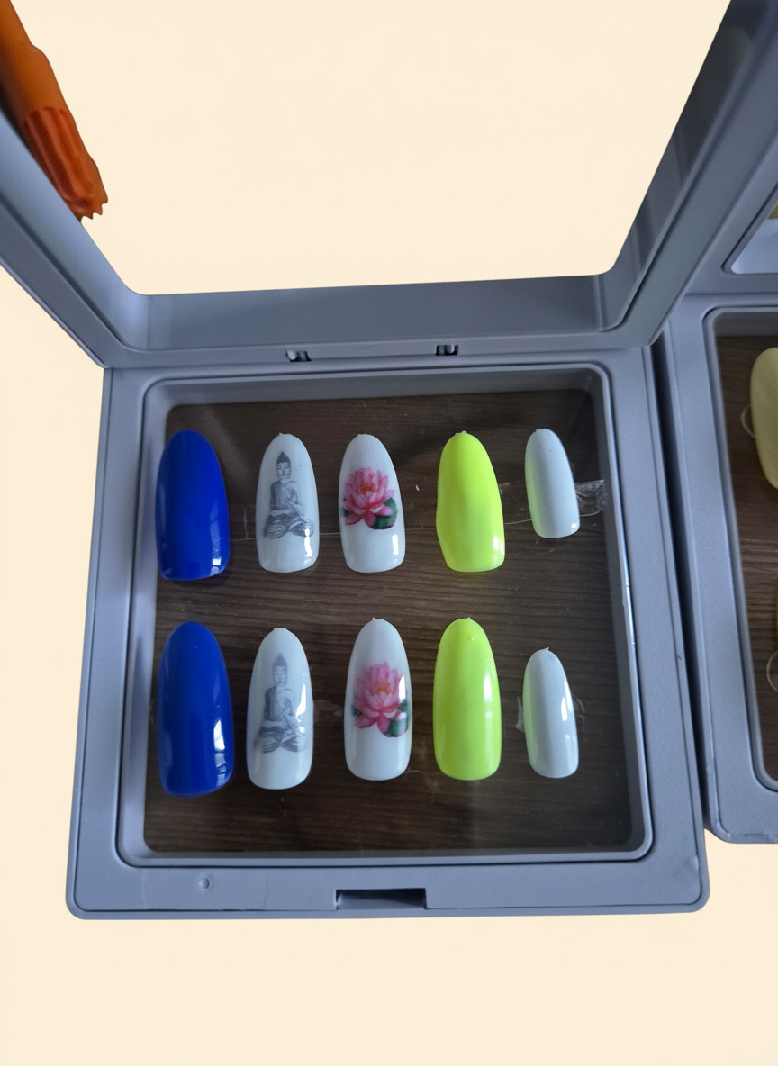 Ongles personnalisé bouddha - fond crème