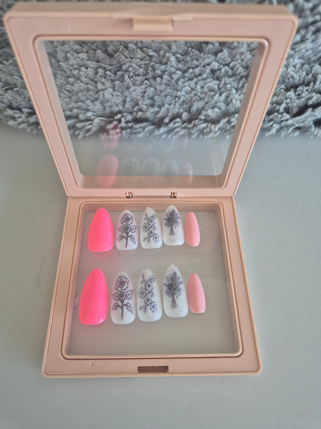 Ongles personnalisé - fleur