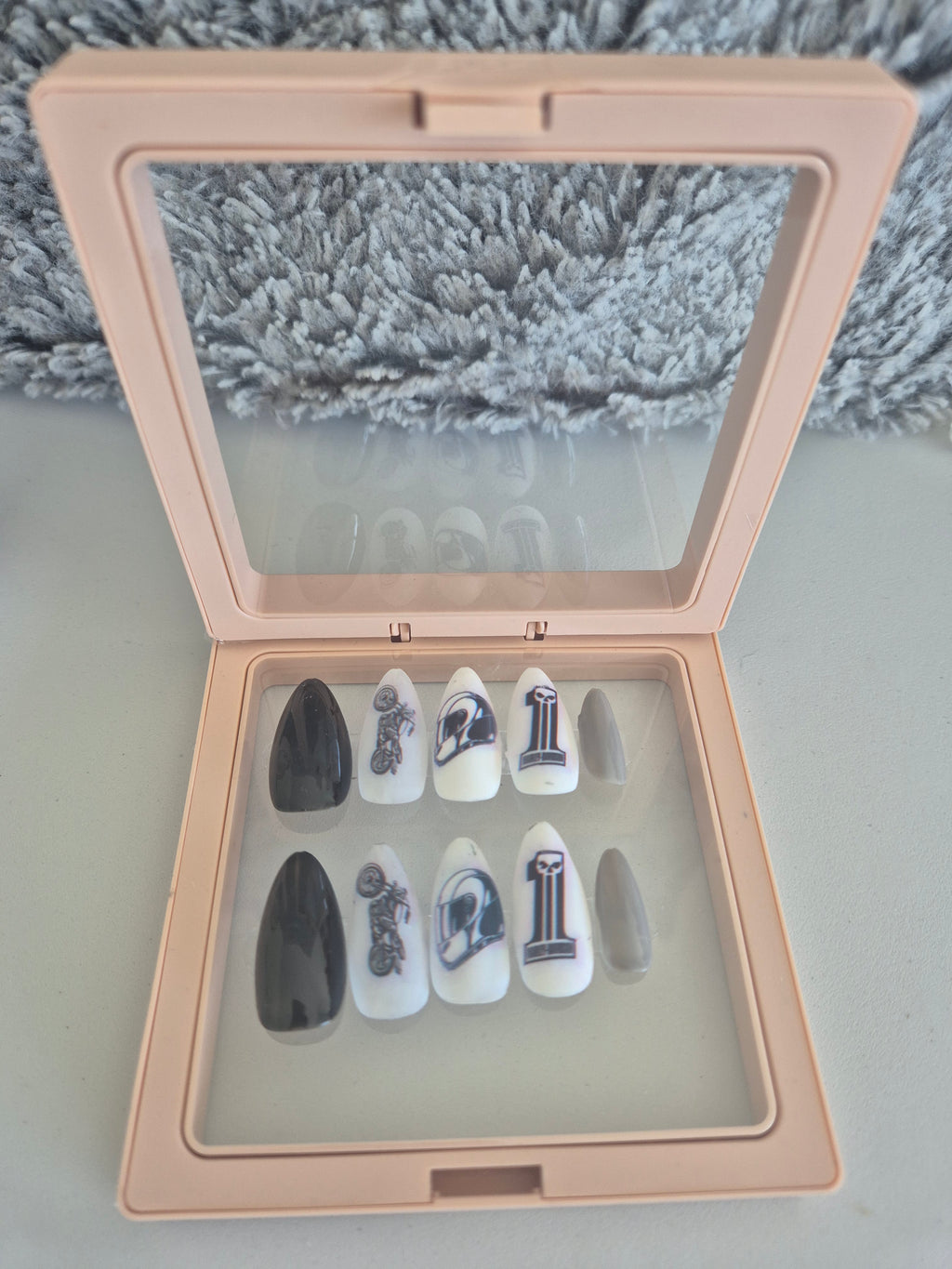 Ongles personnalisé - motard harley davidson