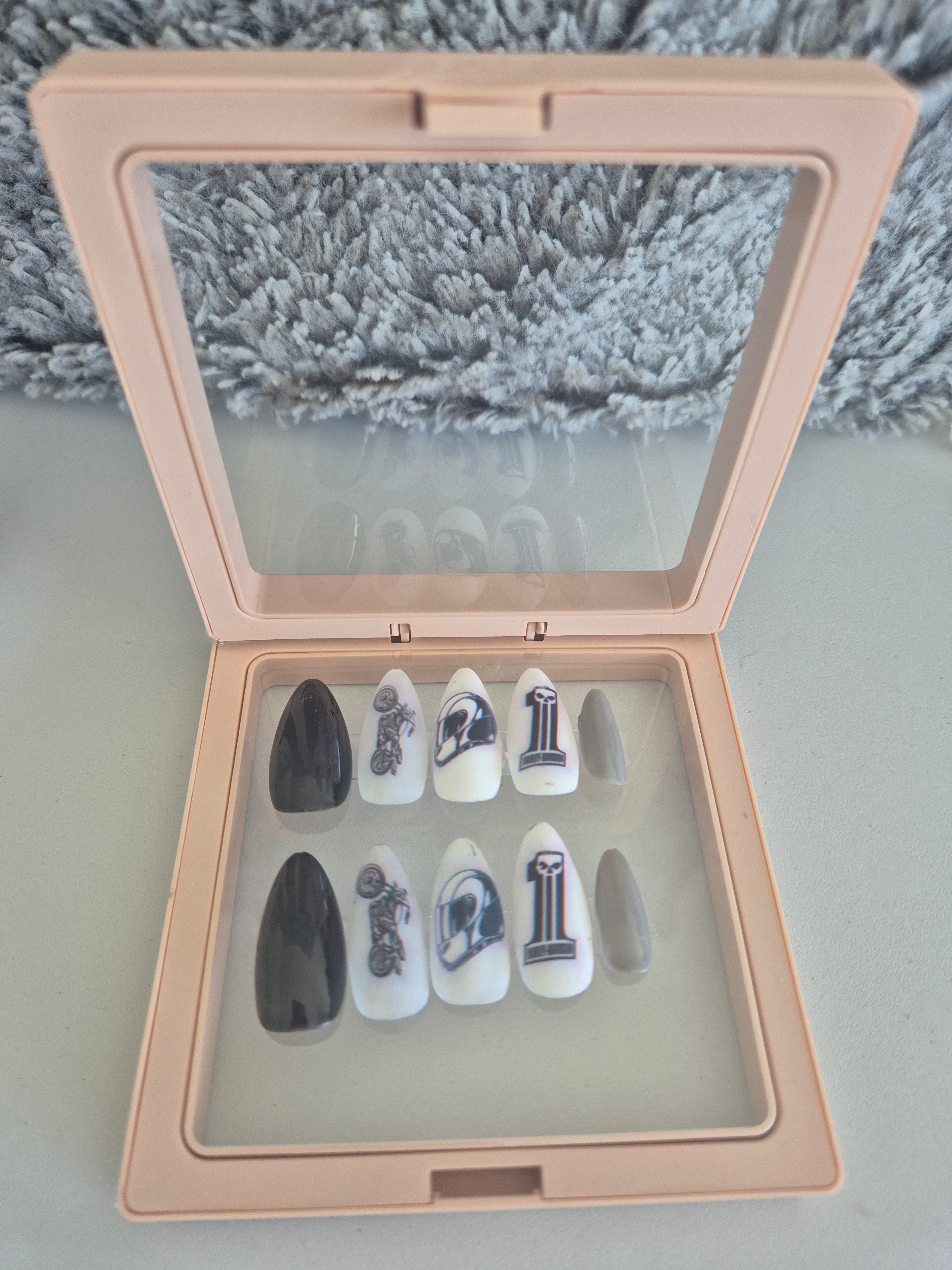 Ongles personnalisé - motard harley davidson